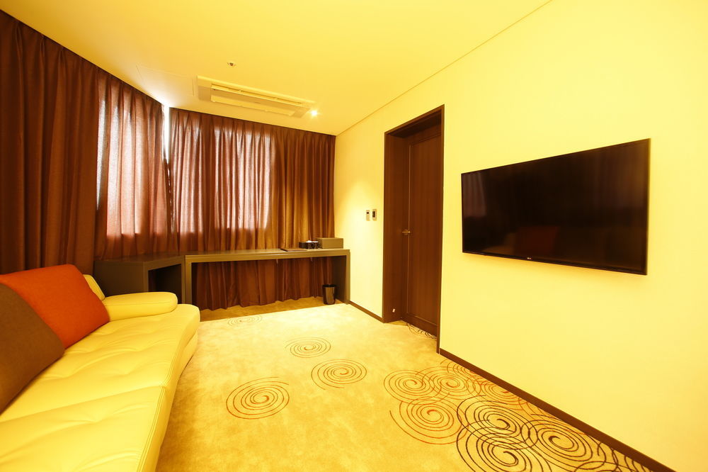 Golden Daisy Hotel Σεογκουίπο Εξωτερικό φωτογραφία